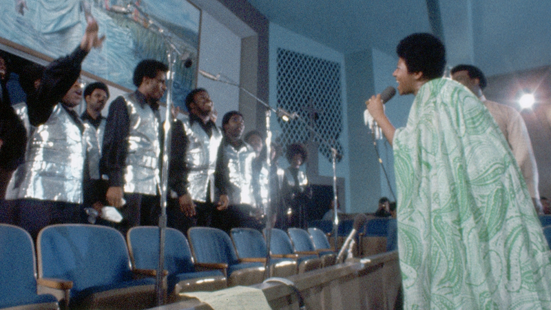Illustration for article titled The moment Aretha Franklin steps on stage, Amazing Grace enters the concert film pantheon